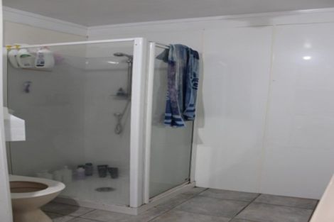 Photo of property in 8a Fordham Street, Beach Haven, Auckland, 0626