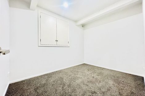 Photo of property in 24 Catkin Crescent, Papatoetoe, Auckland, 2025