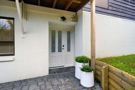 Photo of property in 2/12 Grimshaw Place, Henderson, Auckland, 0612