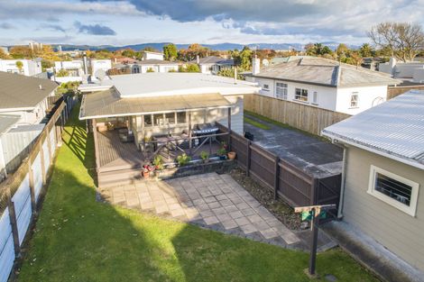 Photo of property in 30 Guy Avenue, Takaro, Palmerston North, 4410