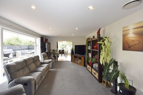 Photo of property in 3 Kingsgate Place, Burnside, Christchurch, 8053
