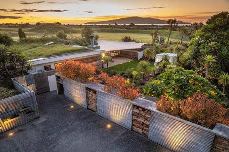 Photo of property in 155 Paetawa Road, Peka Peka, Waikanae, 5391