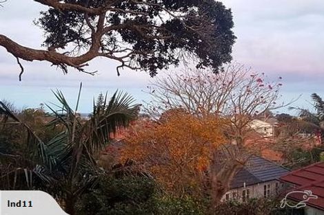 Photo of property in 5/77 Old Lake Road, Narrow Neck, Auckland, 0624