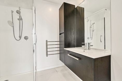 Photo of property in Frank Sargeson Apts, 403/74 Anzac Street, Takapuna, Auckland, 0622