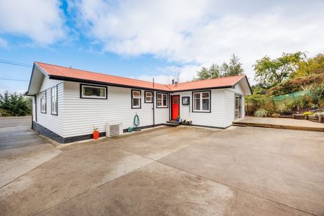 Photo of property in 453 Aokautere Drive, Aokautere, Palmerston North, 4471