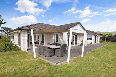 Photo of property in 8 Caspian Place, Papamoa Beach, Papamoa, 3118