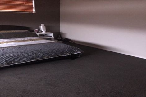 Photo of property in 30a Wicklow Road, Narrow Neck, Auckland, 0622