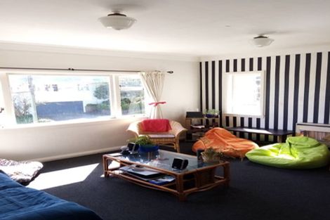 Photo of property in 8 Pimble Avenue, Karori, Wellington, 6012