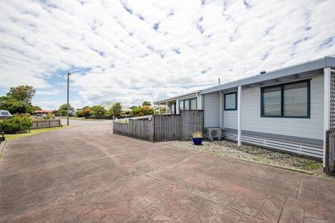 Photo of property in 12 Walton Place, Ngatea, 3503