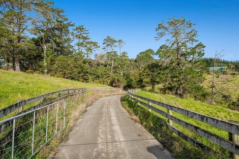 Photo of property in 4 Ferngully Road, Helensville, Kaukapakapa, 0871