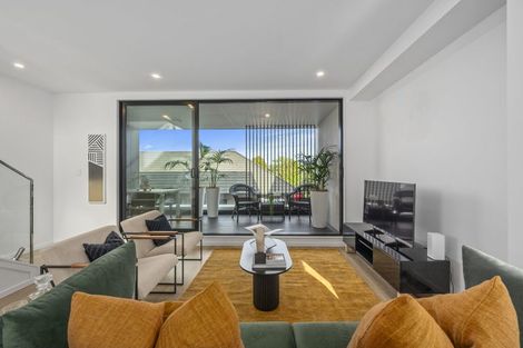 Photo of property in 4/45 Anzac Street, Takapuna, Auckland, 0622