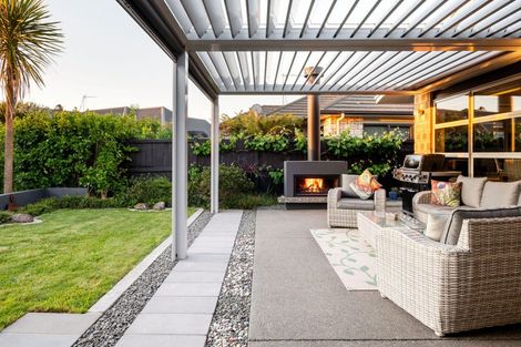 Photo of property in 140 Saint James Drive, Huntington, Hamilton, 3210