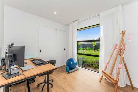 Photo of property in 42 Ridgeland Way, West Melton, 7618