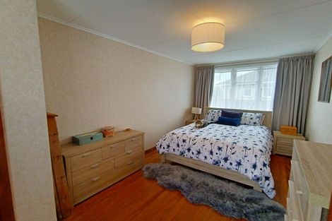 Photo of property in 21 Holland Crescent, Bulls, 4818