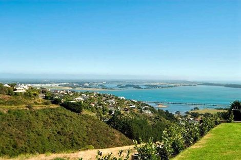 Photo of property in 132 Glenstrae Road, Redcliffs, Christchurch, 8081