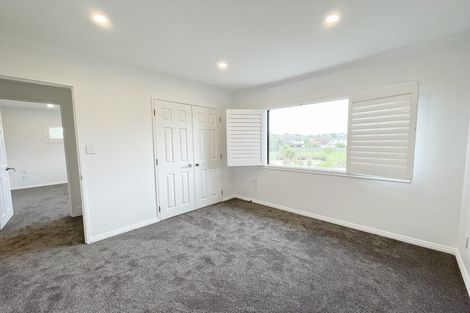 Photo of property in 3 Ballintra Close, Pinehill, Auckland, 0632