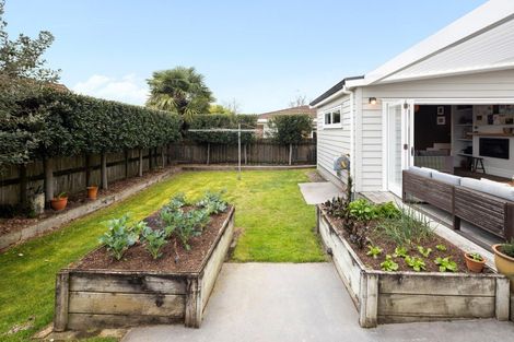 Photo of property in 152 Williams Street, Cambridge, 3434