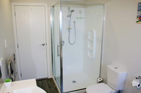 Photo of property in 5 Stan Heather Drive, Glenview, Hamilton, 3206