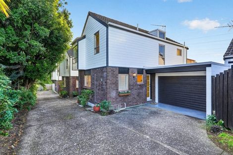 Photo of property in 2/36 Koromiko Street, New Lynn, Auckland, 0600