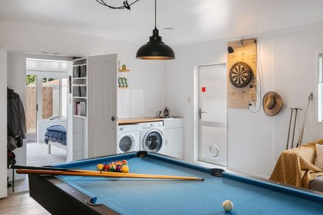 Photo of property in 1 Webb Place, Papamoa Beach, Papamoa, 3118