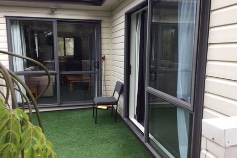 Photo of property in 8c Schnapper Rock Road, Schnapper Rock, Auckland, 0632