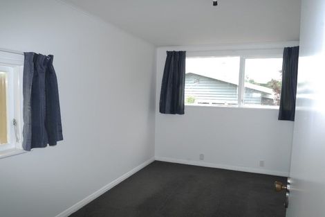 Photo of property in 17 Hemara Street, Waikanae Beach, Waikanae, 5036