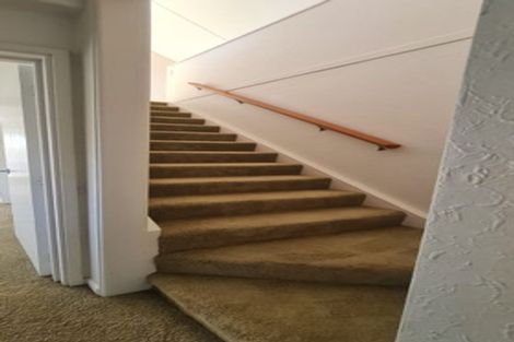 Photo of property in 11 Shortland Place, Havelock North, 4130