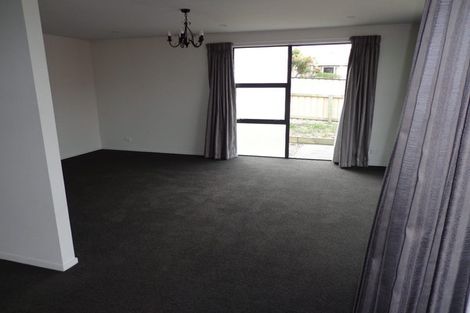 Photo of property in 1-2/10 Brunswick Street, Seaview, Timaru, 7910