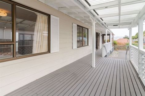 Photo of property in 20 Voelas Road, Lyttelton, 8082