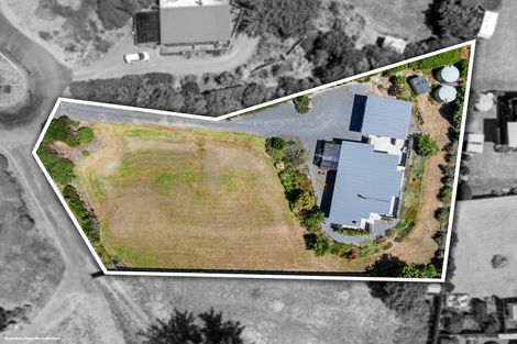 Photo of property in 9 Via Aroha, Waitarere Beach, Levin, 5510