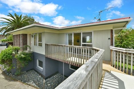 Photo of property in 27 Amorino Drive, Red Beach, 0932