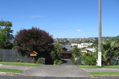 Photo of property in 1/33 Orchard Road, Browns Bay, Auckland, 0630
