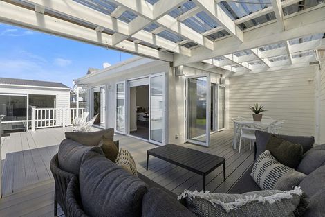 Photo of property in 183 Coronation Avenue, Welbourn, New Plymouth, 4310