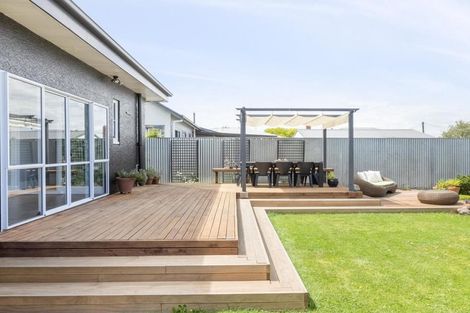 Photo of property in 1111a Heretaunga Street East, Parkvale, Hastings, 4122