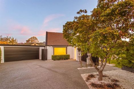 Photo of property in 2a Wairarapa Terrace, Merivale, Christchurch, 8014