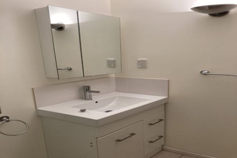 Photo of property in 1/35 Belmont Terrace, Milford, Auckland, 0620