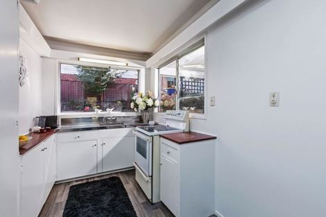 Photo of property in 4/1 Manuka Road, Bayview, Auckland, 0629