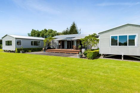 Photo of property in 129 Richmond Road, Brixton, New Plymouth, 4373