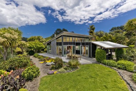 Photo of property in 218 Mcpike Road, Waimauku, 0883