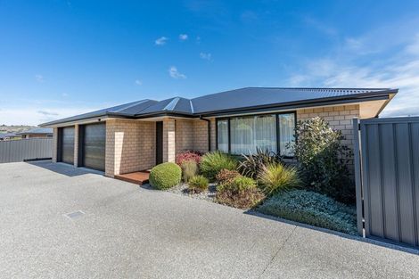 Photo of property in 211 Wingatui Road, Mosgiel, 9024