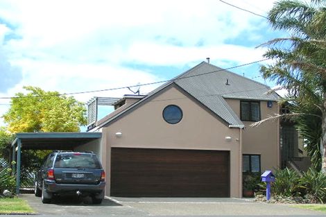 Photo of property in 13 Waimana Avenue, Northcote Point, Auckland, 0627