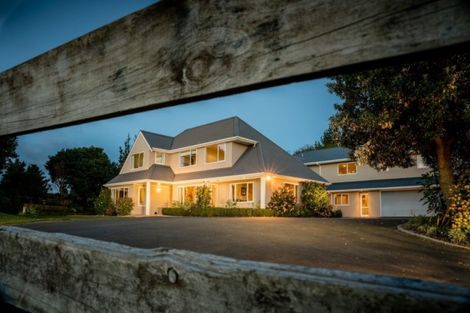 Photo of property in 20 Derham Road, Te Horo, Otaki, 5581