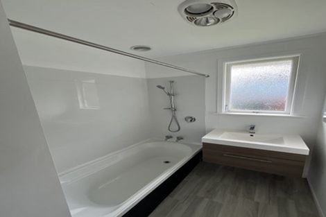 Photo of property in 40 Hillside Drive, Maoribank, Upper Hutt, 5018