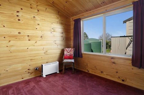 Photo of property in 18 Glen Mohr, Acacia Bay, Taupo, 3385