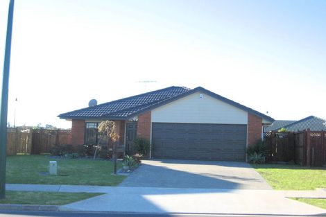 Photo of property in 25 Croftview Road, Wattle Downs, Auckland, 2103