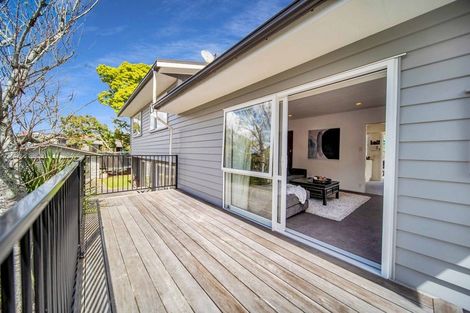 Photo of property in 6 Snowden Place, Opaheke, Papakura, 2113