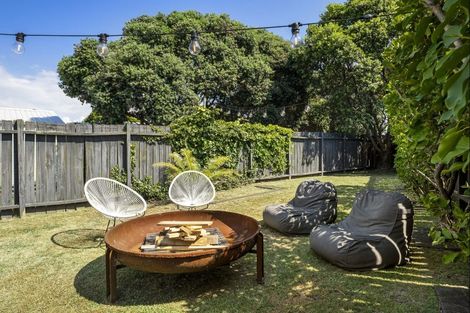 Photo of property in 10 Lee Street, Mount Maunganui, 3116