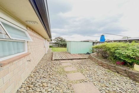 Photo of property in 14 Monash Place, Flat Bush, Auckland, 2016