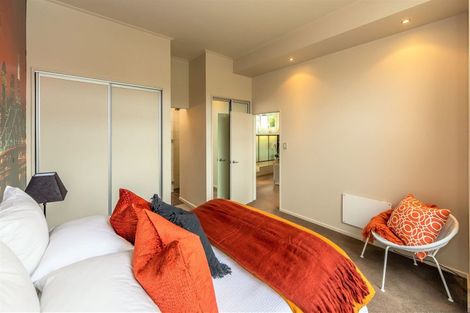 Photo of property in 2/5 Whareora Terrace, Cashmere, Christchurch, 8022