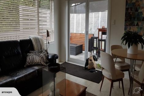 Photo of property in 1/58 Girrahween Drive, Totara Vale, Auckland, 0629